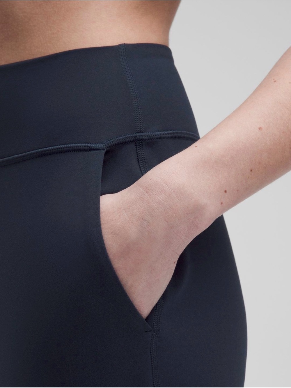 NWOT Lululemon True Navy Align High-Rise Joggers